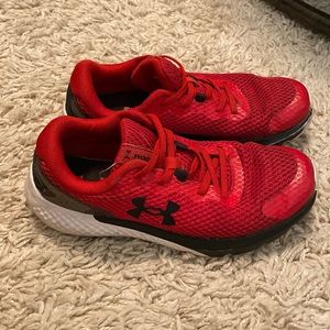 Boys Under Armour Tennis Shoes